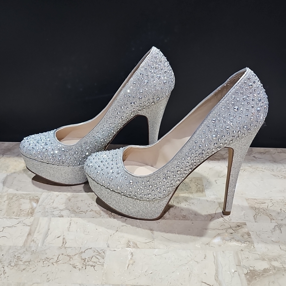 ALDO Silver Glitter Bling Round Toe Platform Heels Formal Shoes, Size 7.5, 38